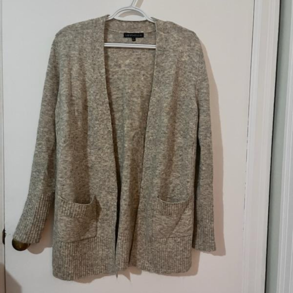 LoveEllie Carney Ribbed Knit Detail Two Pocket Cardigan... Size=Small